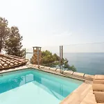 Con Infinity Pool Βίλα